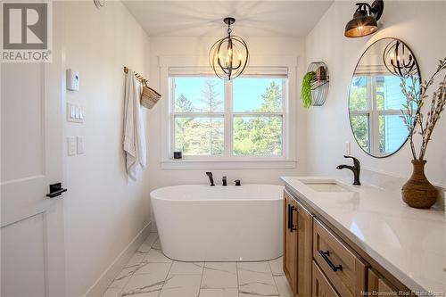 34 Apple Blossom Trail, Hampton, NB - Indoor Photo Showing Bathroom