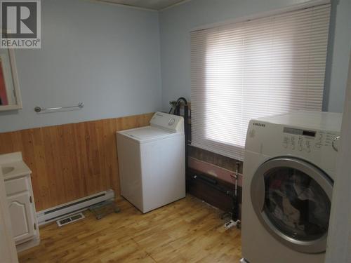 43 Earle Street, Grand Falls Windsor, NL - Indoor Photo Showing Laundry Room