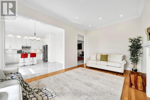 46 Angelgate Road, Brampton, ON - Indoor Photo Showing Living Room