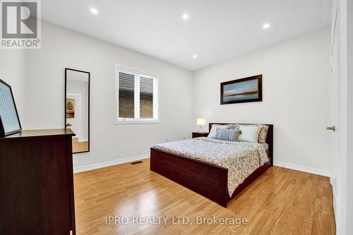 46 Angelgate Road, Brampton (Credit Valley), ON - Indoor Photo Showing Bedroom