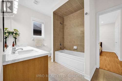 46 Angelgate Road, Brampton (Credit Valley), ON - Indoor Photo Showing Bathroom