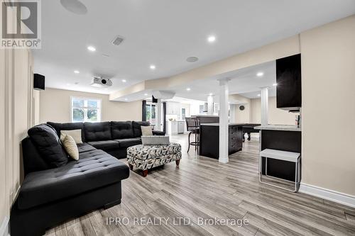 46 Angelgate Road, Brampton (Credit Valley), ON - Indoor Photo Showing Living Room