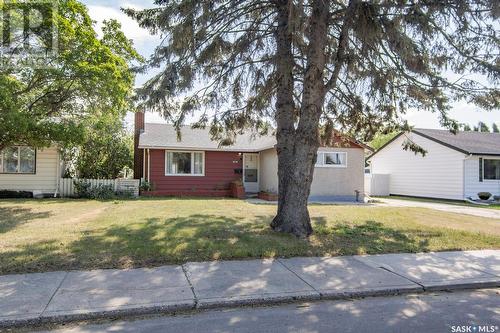 414 T Avenue N, Saskatoon, SK - Outdoor