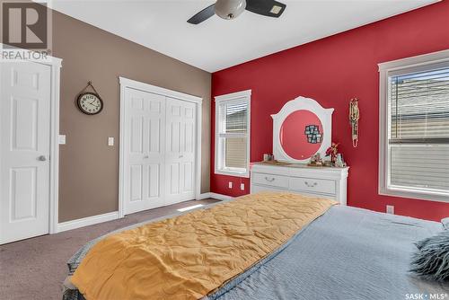 115 Zimmer Crescent, Saskatoon, SK - Indoor Photo Showing Bedroom