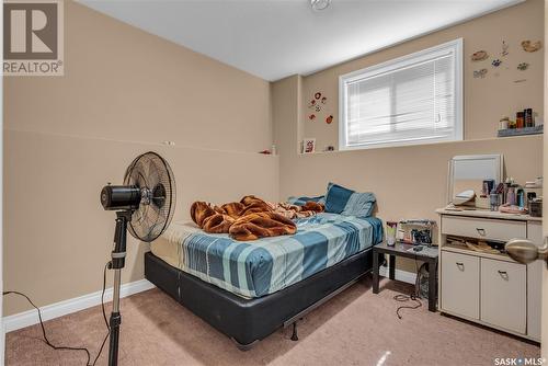 115 Zimmer Crescent, Saskatoon, SK - Indoor Photo Showing Bedroom