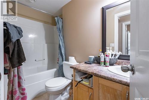 115 Zimmer Crescent, Saskatoon, SK - Indoor Photo Showing Bathroom