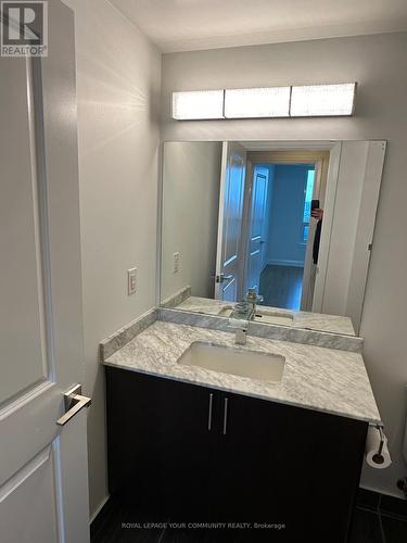 1403 - 7171 Yonge Street, Markham (Grandview), ON - Indoor Photo Showing Bathroom