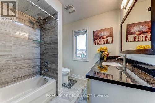 24 Holloway Road, Markham, ON - Indoor Photo Showing Bathroom