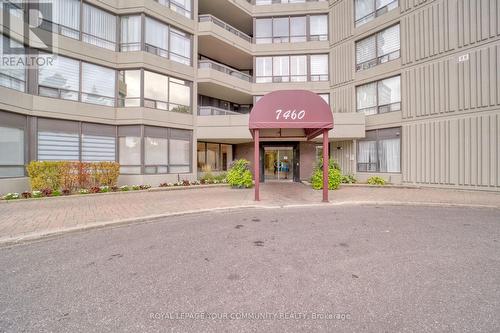 1710 - 7460 Bathurst Street, Vaughan, ON - Outdoor With Facade