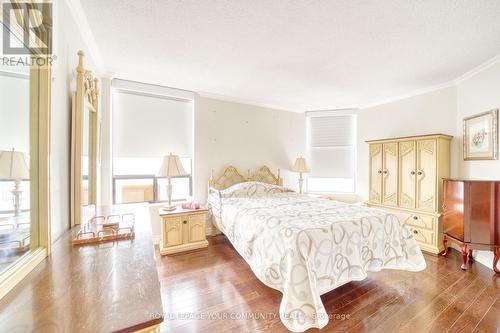 1710 - 7460 Bathurst Street, Vaughan, ON - Indoor Photo Showing Bedroom