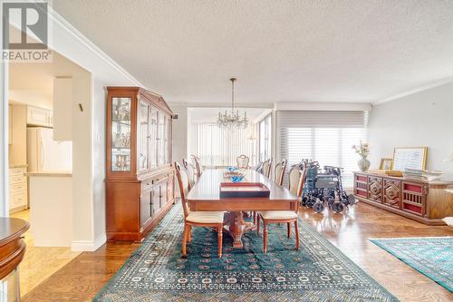 1710 - 7460 Bathurst Street, Vaughan, ON - Indoor