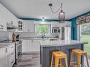 Kitchen - 80 Rue Maisonneuve, Val-Des-Monts, QC  - Indoor Photo Showing Kitchen With Upgraded Kitchen 