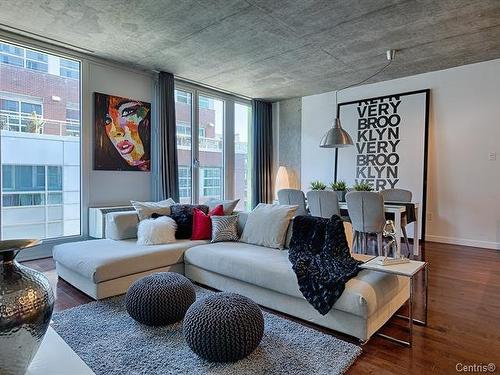 Salon - 502-80 Rue Prince, Montréal (Ville-Marie), QC - Indoor Photo Showing Living Room