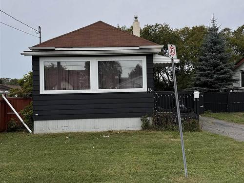 16 Empress Avenue N, Thunder Bay, ON - Outdoor