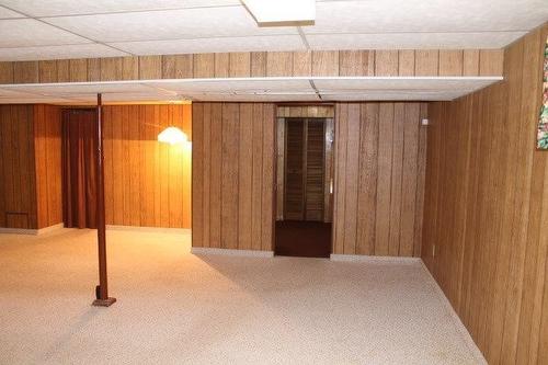 389 College Street, Thunder Bay, ON - Indoor Photo Showing Other Room