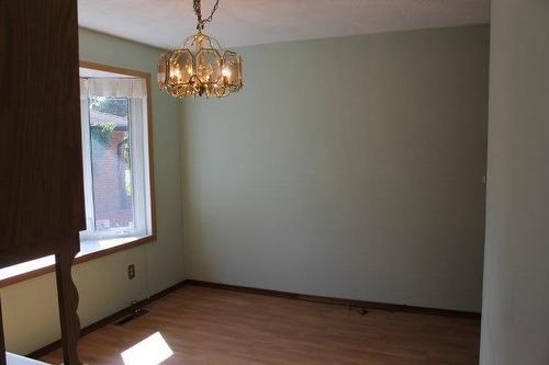 389 College Street, Thunder Bay, ON - Indoor Photo Showing Other Room