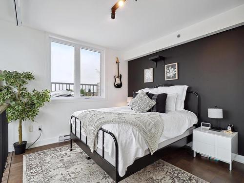 Chambre Ã Â coucher - 302-3430 Rue Masson, Montréal (Rosemont/La Petite-Patrie), QC - Indoor Photo Showing Bedroom