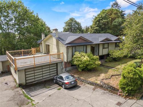 3978 Cedar Hill Cross Rd, Saanich, BC 