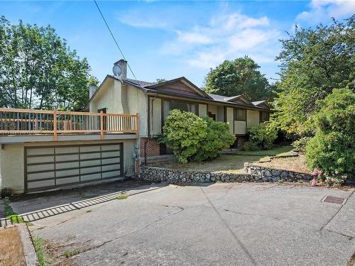 3978 Cedar Hill Cross Rd, Saanich, BC 