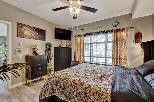 116-151 Taylor Road, Kelowna, BC - Indoor Photo Showing Bedroom