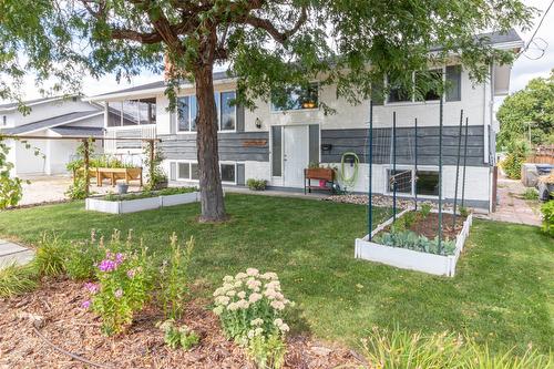 350 Patterson Road, Kelowna, BC - Outdoor