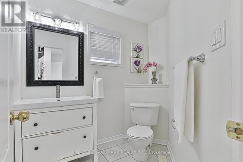 210 Everett Street, Markham (Wismer), ON - Indoor Photo Showing Bathroom