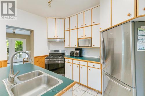 549 Quebec Street, London, ON - Indoor Photo Showing Kitchen With Double Sink