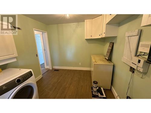 2158 Dorsey Road, Williams Lake, BC - Indoor Photo Showing Laundry Room