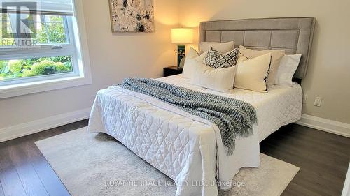 119 - 481 Rupert Avenue, Whitchurch-Stouffville, ON - Indoor Photo Showing Bedroom