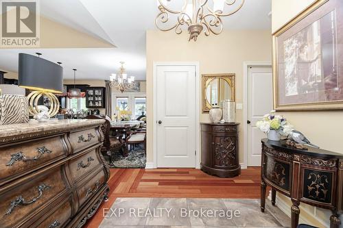 18 Martha Court, Pelham (Fenwick), ON - Indoor Photo Showing Other Room