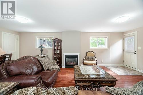 18 Martha Court, Pelham, ON - Indoor Photo Showing Living Room With Fireplace