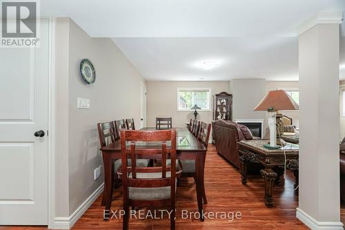 18 Martha Court, Pelham (Fenwick), ON - Indoor Photo Showing Dining Room