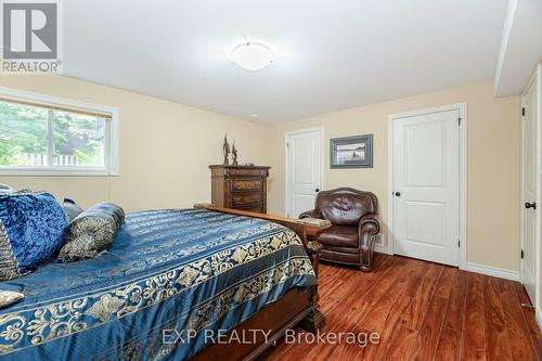 18 Martha Court, Pelham (Fenwick), ON - Indoor Photo Showing Bedroom