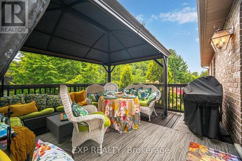 18 Martha Court, Pelham (Fenwick), ON - Outdoor With Deck Patio Veranda With Exterior