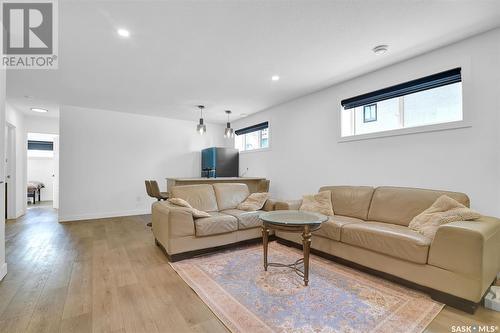 4154 Fieldstone Way, Regina, SK - Indoor Photo Showing Living Room