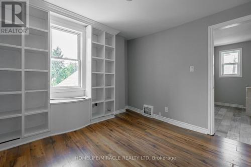 304 Nassau Street, Oshawa (Vanier), ON - Indoor Photo Showing Other Room