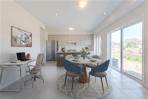 3147 Goodyear Road, Burlington, ON - Indoor Photo Showing Dining Room