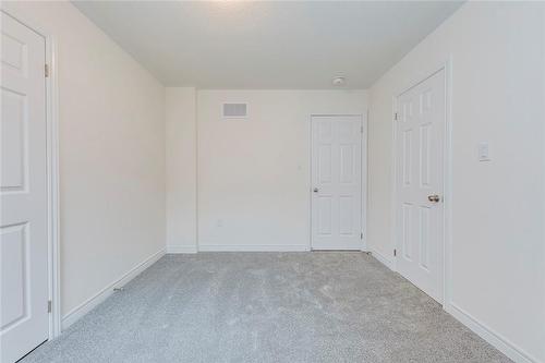 3147 Goodyear Road, Burlington, ON - Indoor Photo Showing Other Room