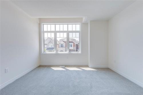 3147 Goodyear Road, Burlington, ON - Indoor Photo Showing Other Room