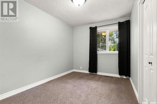 220 Rae Street, Regina, SK - Indoor Photo Showing Other Room