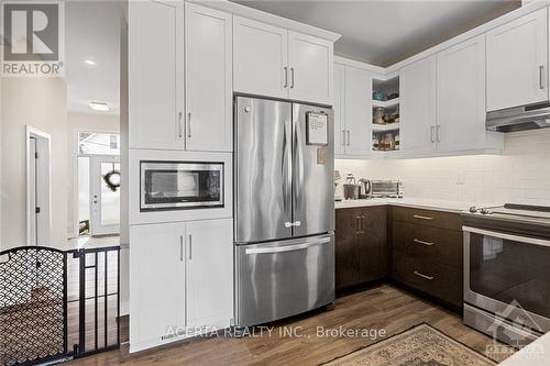 12 Charles Street, Carleton Place, ON - Indoor Photo Showing Kitchen With Upgraded Kitchen