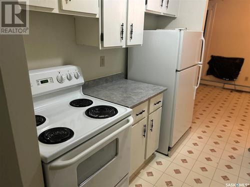 24 43 Centennial Street, Regina, SK - Indoor Photo Showing Kitchen