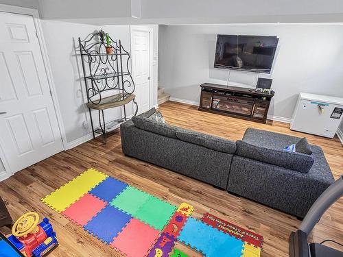 Family room - 161 Rue Des Abbesses, Vaudreuil-Dorion, QC - Indoor Photo Showing Living Room