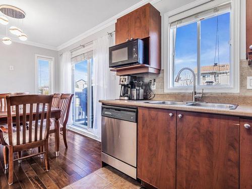 Kitchen - 161 Rue Des Abbesses, Vaudreuil-Dorion, QC - Indoor Photo Showing Kitchen With Double Sink