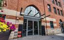 809 - 5 St. Joseph Street, Toronto, ON  - Outdoor 