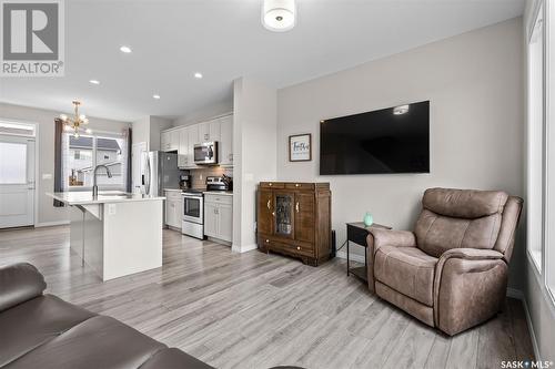 2048 Brighton Common, Saskatoon, SK - Indoor