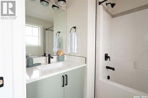 2965 Green Stone Road, Regina, SK - Indoor Photo Showing Bathroom