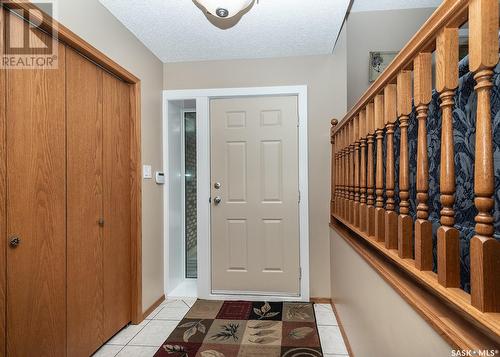 150 Ae Adams Crescent, Saskatoon, SK - Indoor Photo Showing Living Room