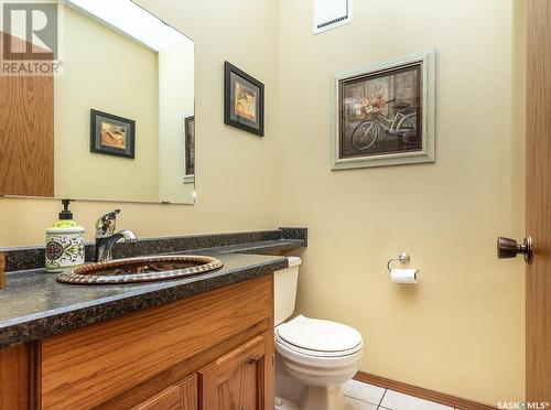 150 Ae Adams Crescent, Saskatoon, SK - Indoor Photo Showing Kitchen