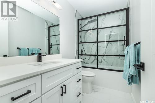 150 Ae Adams Crescent, Saskatoon, SK - Indoor Photo Showing Bathroom